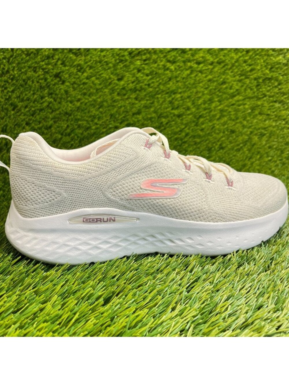 Skechers Go Run Lite Womens Size 8 Beige Athletic Running Walking Shoes Sneakers